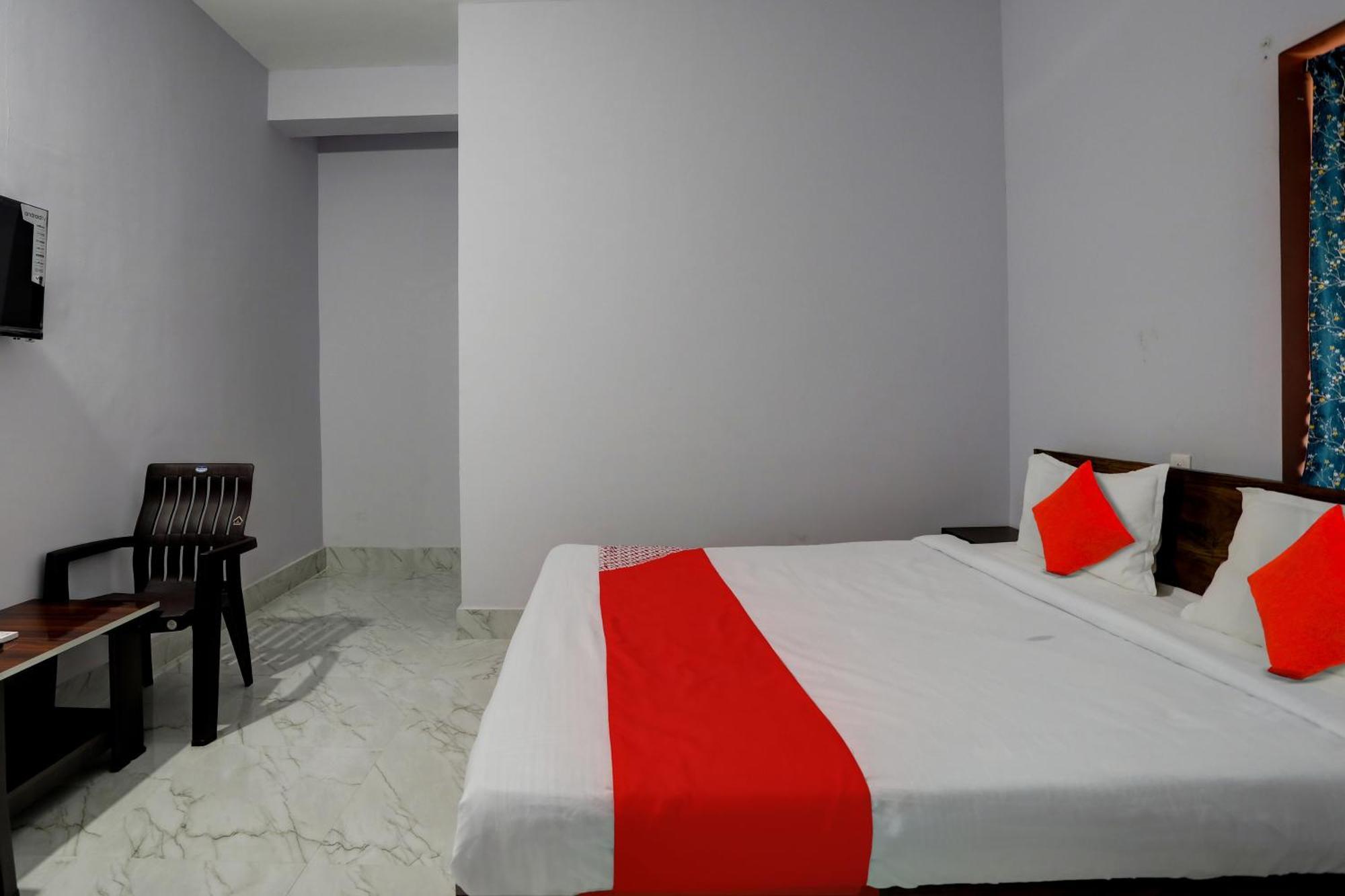 Hotel O Casa Midland Bhuvanesvar Kültér fotó